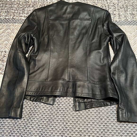 Women’s Leather Jacket - Picture 2 of 4